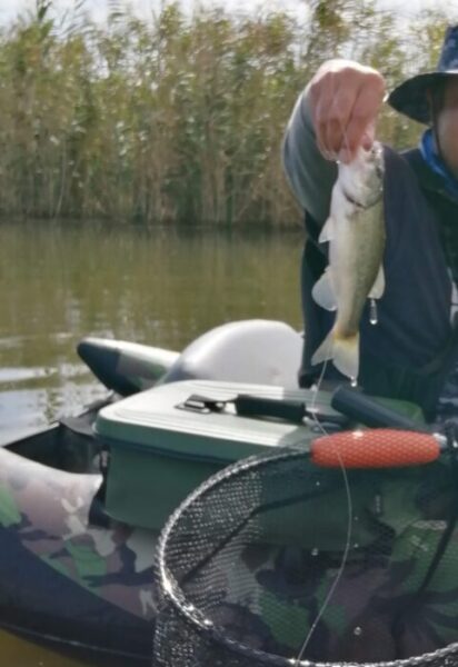 霞ヶ浦バス釣り 10月のフローター体験は熱かった 秋はまだまだ釣ります リサイクルショップとアウトドアがすき